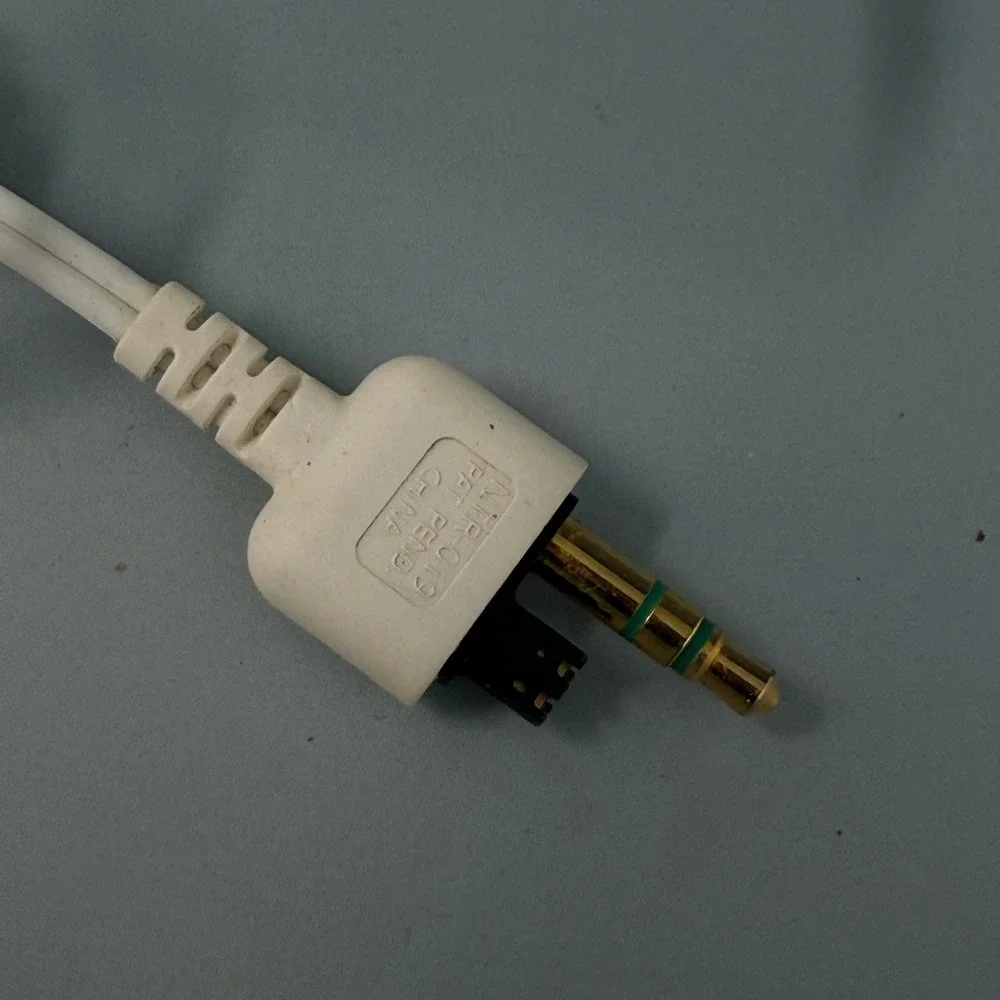 Nintendo DS Headset White Earhook Microphone NTR-019 Genuine OEM Accessory